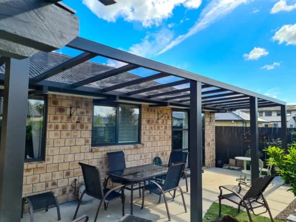 Ally-Golla canopy shading a north-facing outdoor living space