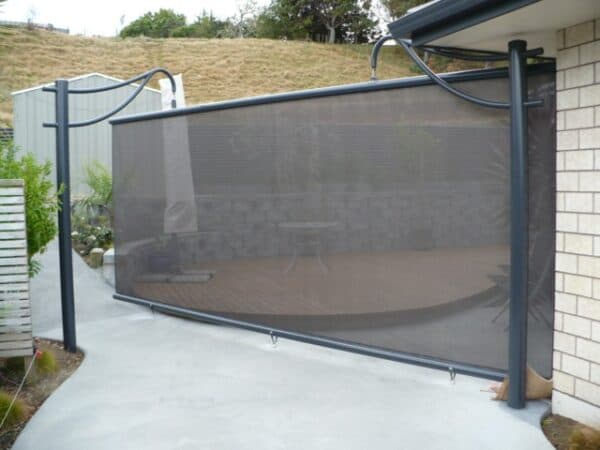 Outdoor Cafe & Patio Blinds